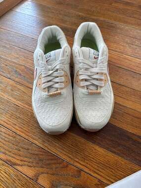 Nike Air Max 90 SE Sun Club Sail Arctic Orange DJ9997-101